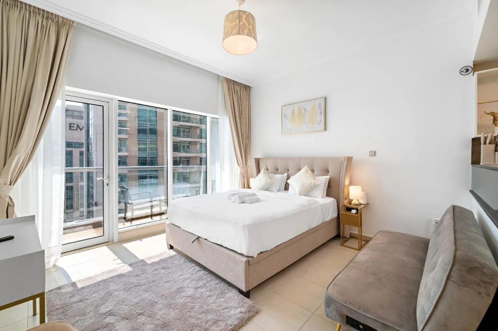 Charming Studio Near Burj Khalifa With Gym & Pool Dubai